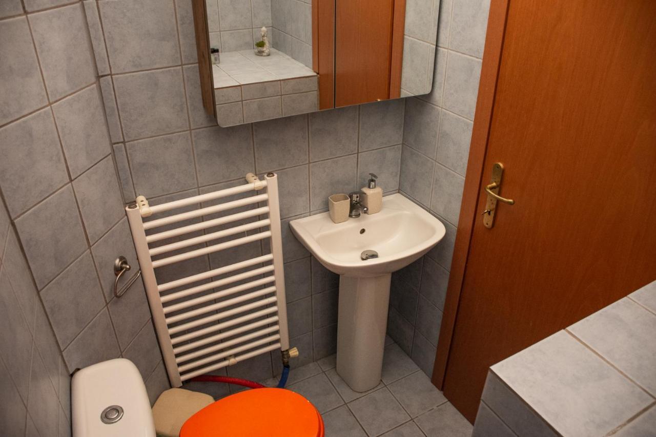 Skg Premium Studios Kastra Салоники Экстерьер фото